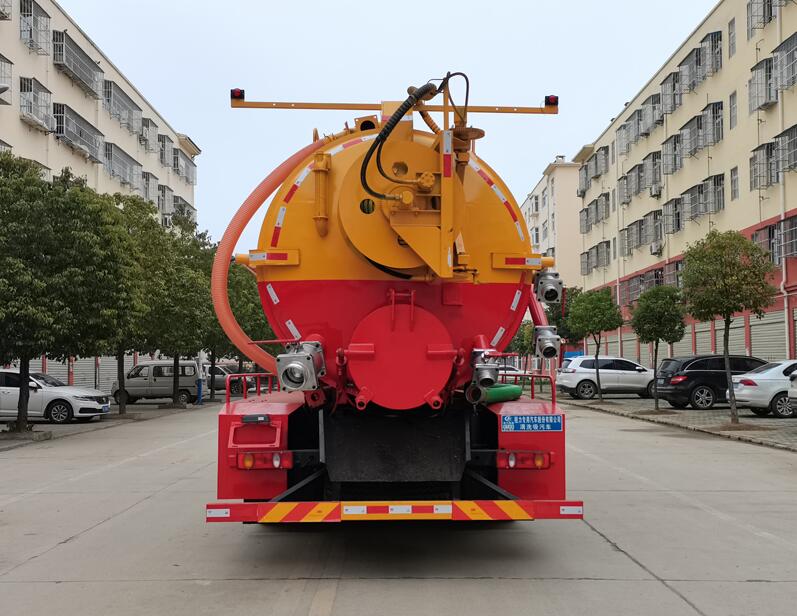 程力威牌CLW5188GQWE6型清洗吸污車 程力威牌CLW5188GQWE6型清洗吸污車