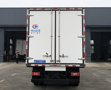 程力威牌CLW5101XLCB6型冷藏車 程力威牌CLW5101XLCB6型冷藏車