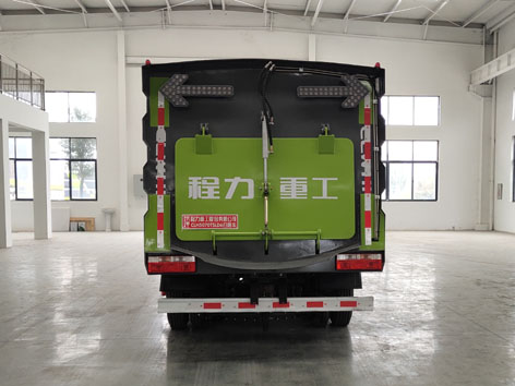 程力重工牌CLH5070TSLD6型掃路車 程力重工牌CLH5070TSLD6型掃路車