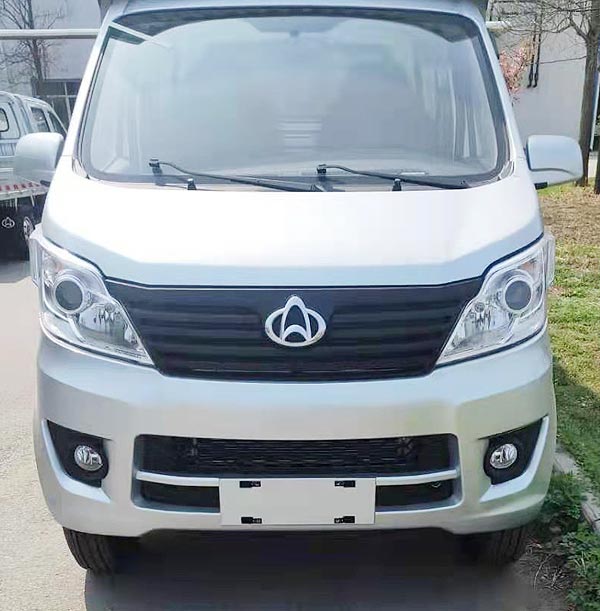 程力威牌CLW5022XLCSDP型冷藏車(chē) 程力威牌CLW5022XLCSDP型冷藏車(chē)