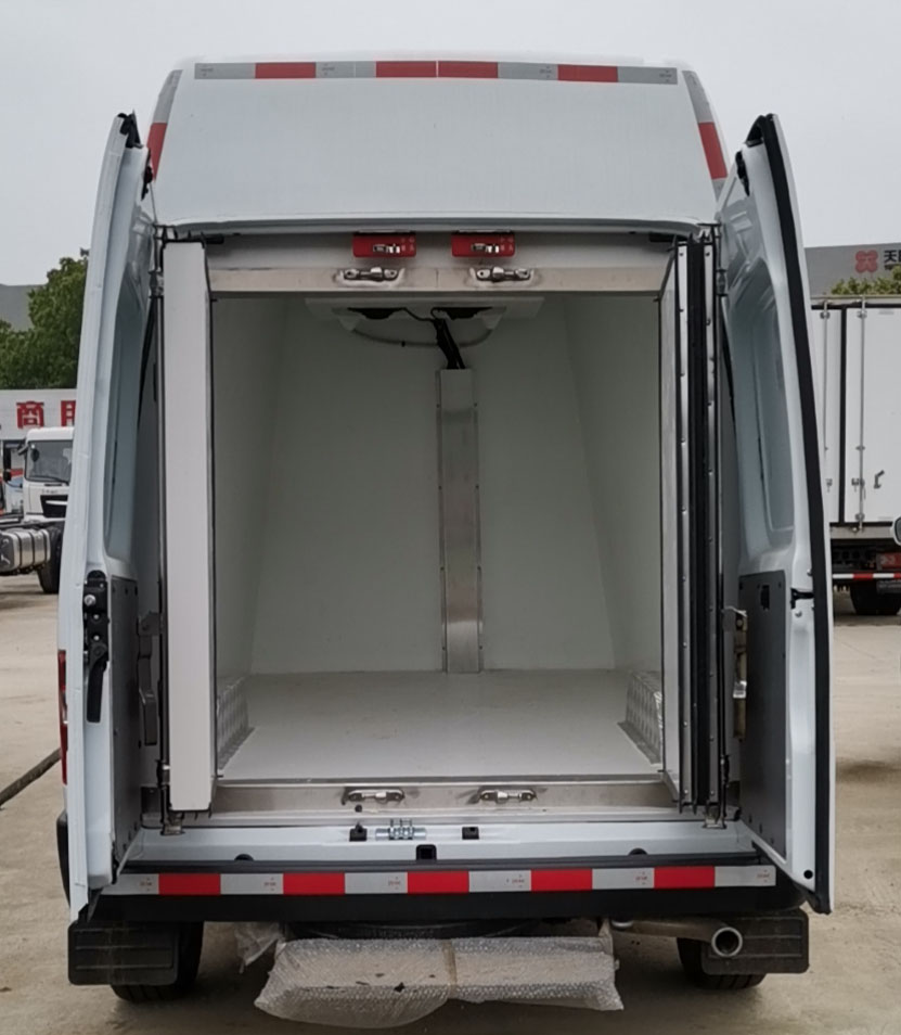 程力重工牌CLH5041XLCJ6型冷藏車 程力重工牌CLH5041XLCJ6型冷藏車