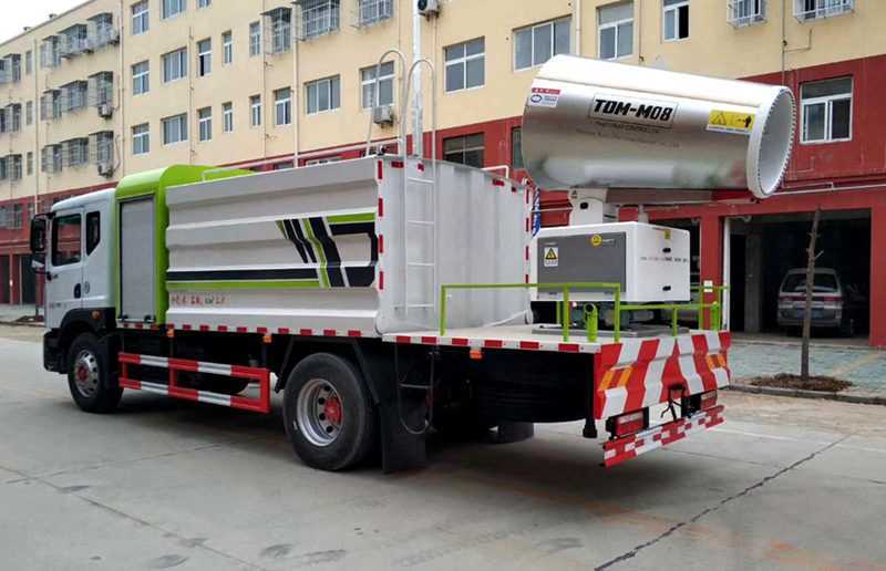 東風D9大型12方灑水車-12方霧炮灑水車 東風D9大型12方灑水車-12方霧炮灑水車