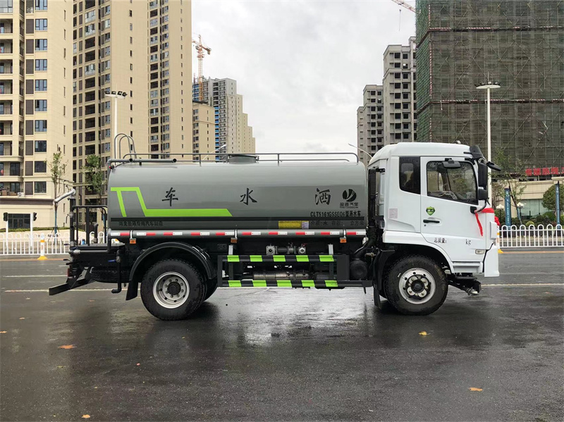 東風(fēng)福瑞卡12方灑水車 東風(fēng)福瑞卡12方灑水車