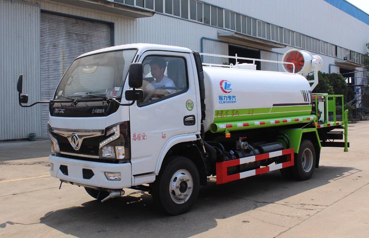 東風國六5立方灑水車  東風國六5立方灑水車