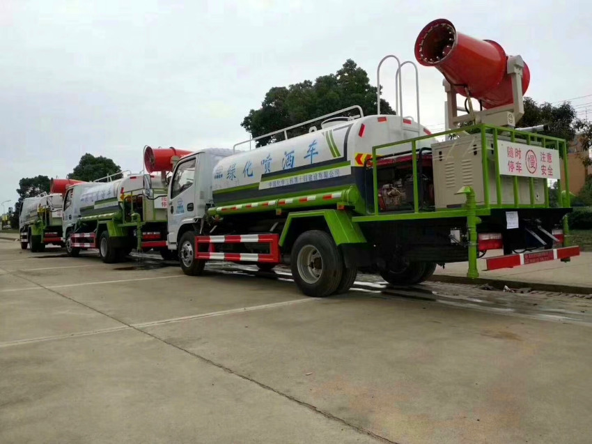 5噸灑水車多少錢-東風(fēng)5噸灑水車多少錢一輛-湖北程力 5噸灑水車多少錢-東風(fēng)5噸灑水車多少錢一輛-湖北程力