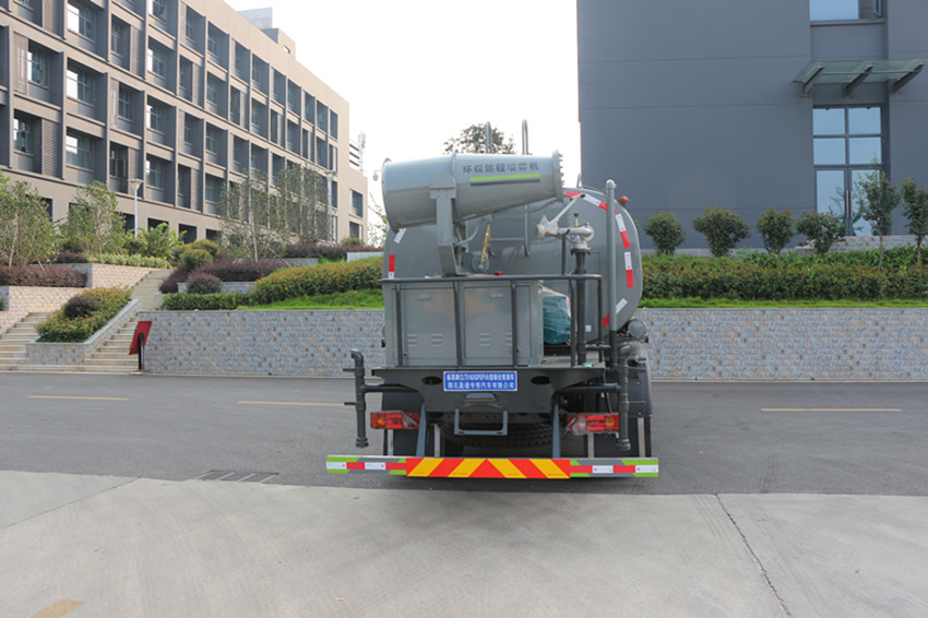 霧炮灑水車 霧炮灑水車