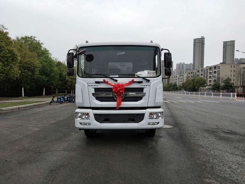 環保灑水車 環保灑水車