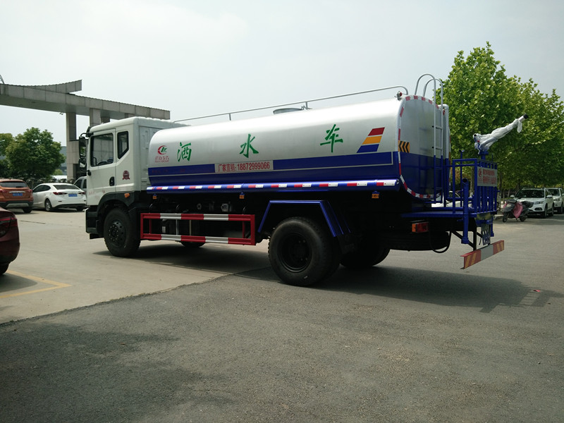 的灑水車廠家有哪些 的灑水車廠家有哪些