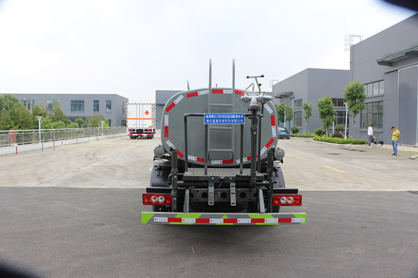 市政道路灑水車(chē)價(jià)格-市政道路灑水車(chē)報(bào)價(jià)-湖北程力 市政道路灑水車(chē)價(jià)格-市政道路灑水車(chē)報(bào)價(jià)-湖北程力