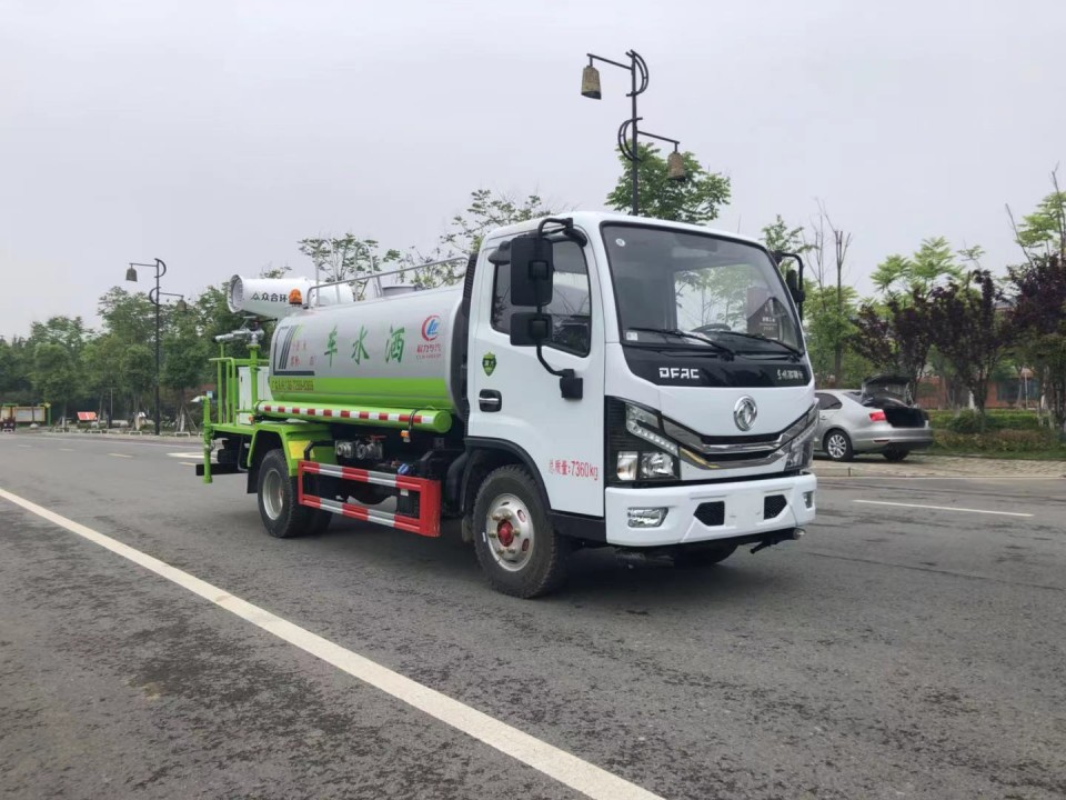 灑水車灑一次水多少錢-灑水車生產(chǎn)廠家-湖北程力 灑水車灑一次水多少錢-灑水車生產(chǎn)廠家-湖北程力