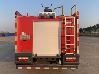 新東日牌YZR5100GXFPM40/E6A型泡沫消防車 新東日牌YZR5100GXFPM40/E6A型泡沫消防車