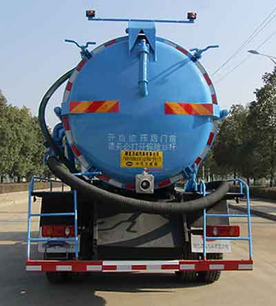 中汽力威牌HLW5182GXW6DF型吸污車 中汽力威牌HLW5182GXW6DF型吸污車
