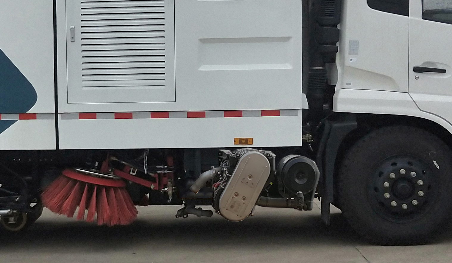 華威馳樂牌SGZ5189TXSDF6型洗掃車 華威馳樂牌SGZ5189TXSDF6型洗掃車