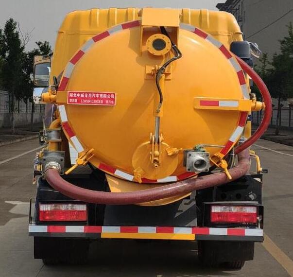 楚韻牌EZW5045GXWD6型吸污車 楚韻牌EZW5045GXWD6型吸污車