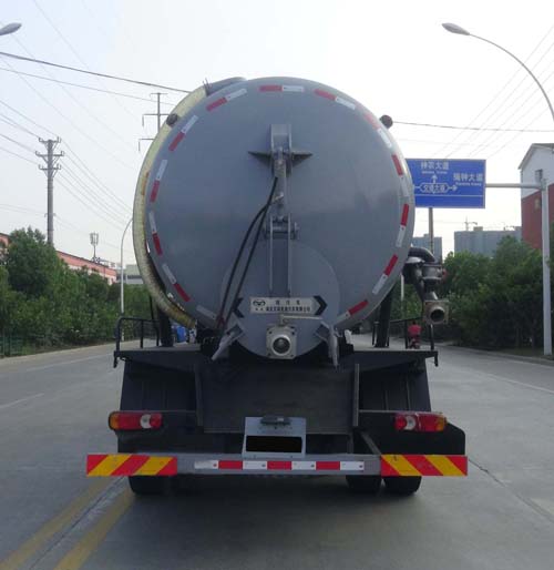 華通牌HCQ5188GXWEQ6型吸污車 華通牌HCQ5188GXWEQ6型吸污車