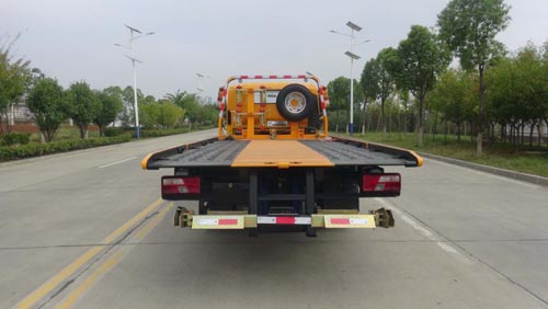 華通牌HCQ5083TQZJX6型清障車 華通牌HCQ5083TQZJX6型清障車