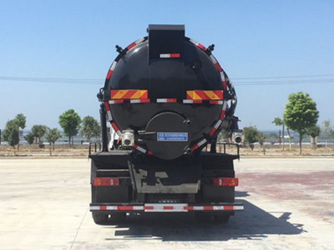 虹宇牌HYS5180GXWE6型吸污車 虹宇牌HYS5180GXWE6型吸污車