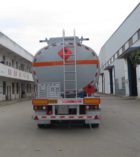 醒獅牌SLS9400GYYE型鋁合金運油半掛車 醒獅牌SLS9400GYYE型鋁合金運油半掛車