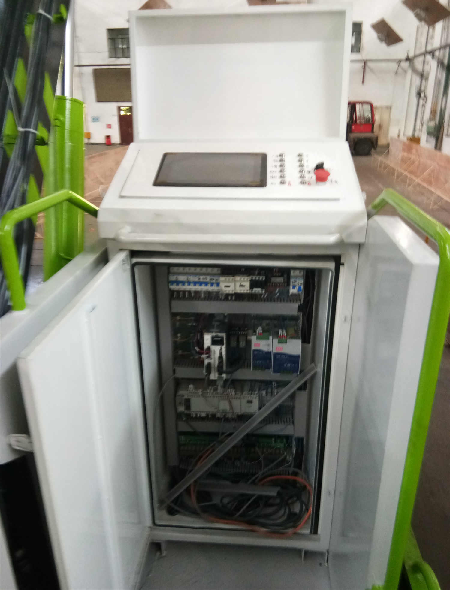 國通牌CDJ5090TXSJH型洗掃車 國通牌CDJ5090TXSJH型洗掃車