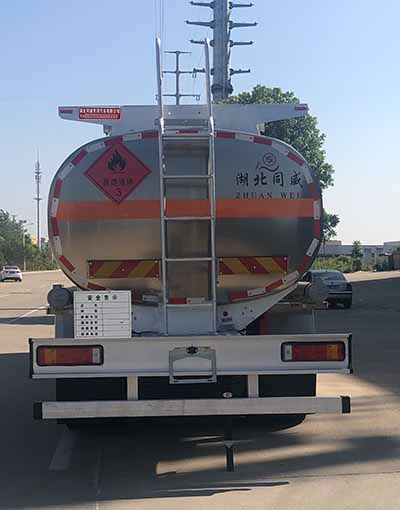 專威牌HTW5321GYYLDQ6型鋁合金運油車 專威牌HTW5321GYYLDQ6型鋁合金運油車