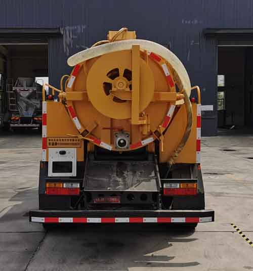 華通牌HCQ5080GQWCGC6型清洗吸污車 華通牌HCQ5080GQWCGC6型清洗吸污車