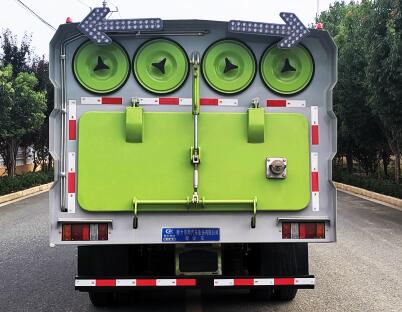 程力威牌CLW5070TXC6CD型吸塵車 程力威牌CLW5070TXC6CD型吸塵車