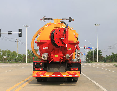 凱力風(fēng)牌KLF5180GQWD6型清洗吸污車 凱力風(fēng)牌KLF5180GQWD6型清洗吸污車