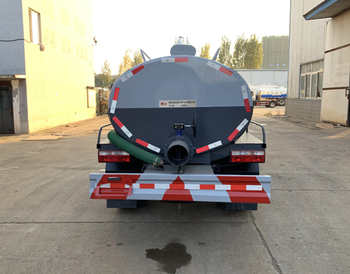 楚飛牌CLQ5070GXE6CA型吸糞車 楚飛牌CLQ5070GXE6CA型吸糞車