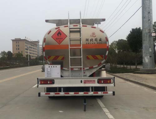 專威牌HTW5180GYYLDQ6型鋁合金運(yùn)油車 專威牌HTW5180GYYLDQ6型鋁合金運(yùn)油車