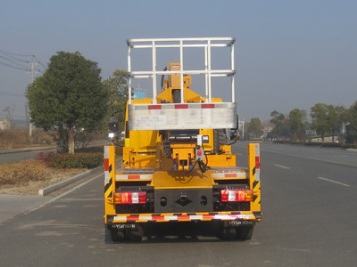 江特牌JDF5040JGK24JX6S型高空作業(yè)車 江特牌JDF5040JGK24JX6S型高空作業(yè)車