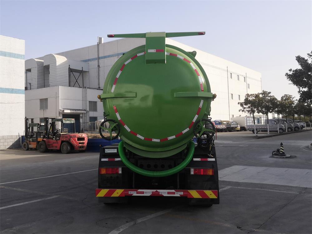 東風牌DFZ5310GXWSZ6D型吸污車 東風牌DFZ5310GXWSZ6D型吸污車