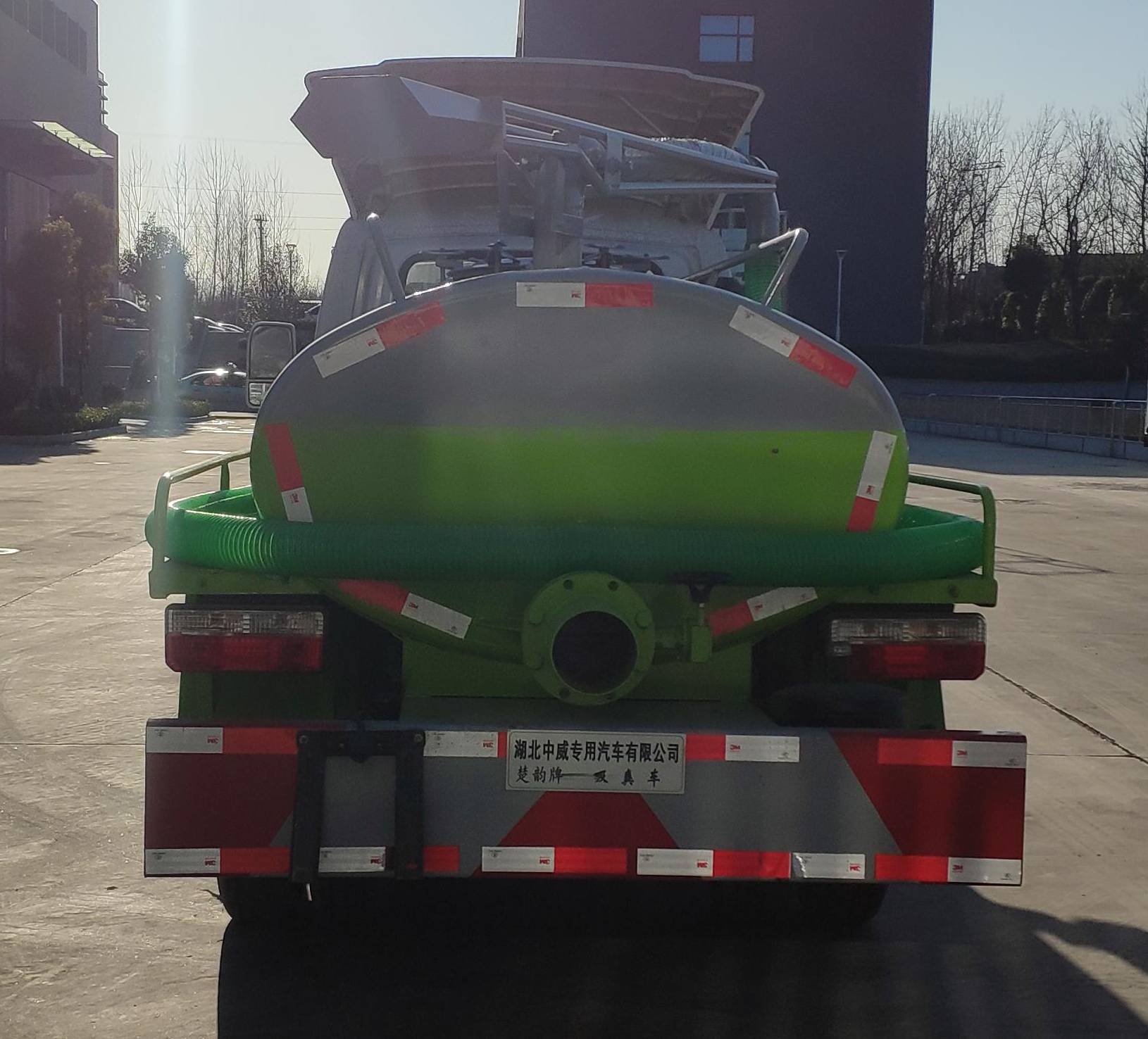 楚韻牌EZW5045GXEE6型吸糞車 楚韻牌EZW5045GXEE6型吸糞車