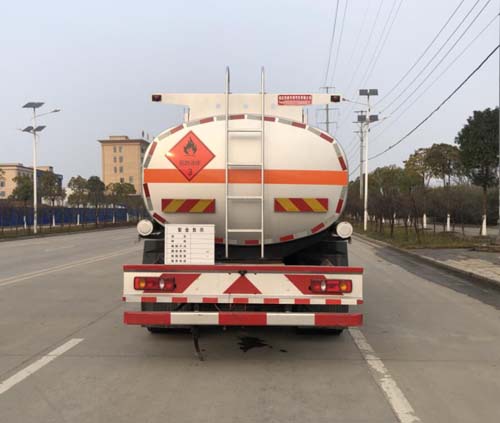 專威牌HTW5263GYYDQ6型運油車 專威牌HTW5263GYYDQ6型運油車