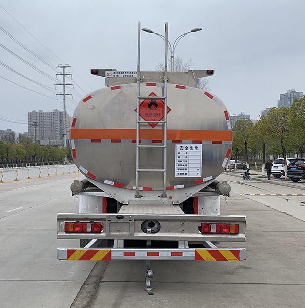 楚飛牌CLQ5323GYY6ZZA型鋁合金運油車 楚飛牌CLQ5323GYY6ZZA型鋁合金運油車