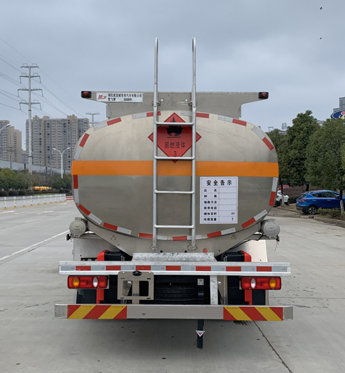 楚飛牌CLQ5181GJY6DA型加油車 楚飛牌CLQ5181GJY6DA型加油車