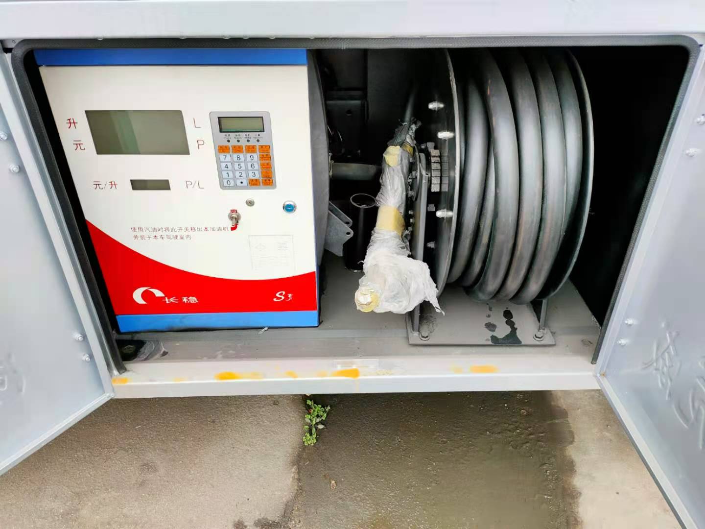 楚飛牌CLQ5120GJY6DY型加油車 楚飛牌CLQ5120GJY6DY型加油車