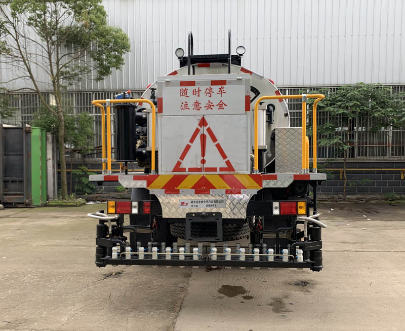 楚飛牌CLQ5160GLQ6BJ型瀝青灑布車 楚飛牌CLQ5160GLQ6BJ型瀝青灑布車