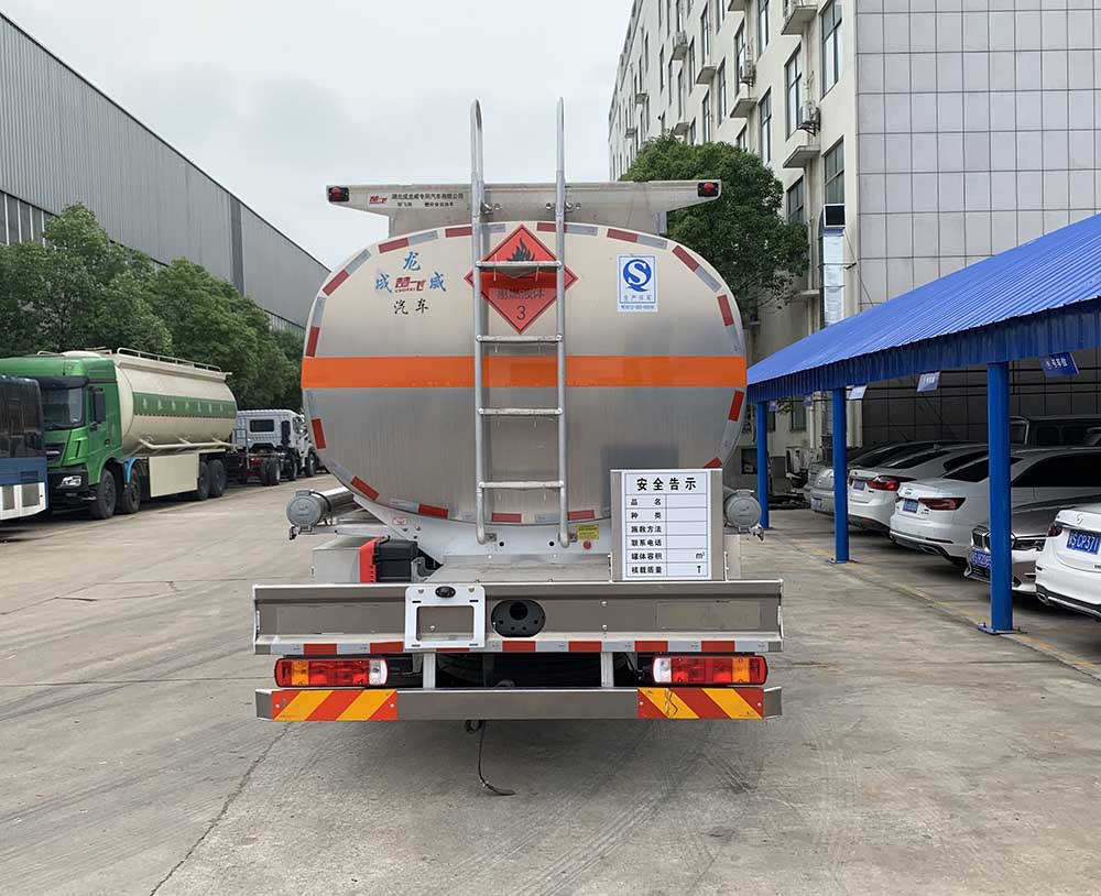 楚飛牌CLQ5261GYY6ZZA型鋁合金運油車 楚飛牌CLQ5261GYY6ZZA型鋁合金運油車