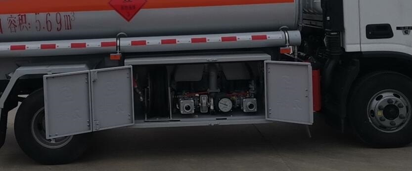 醒獅牌SLS5090GJYB6型加油車 醒獅牌SLS5090GJYB6型加油車