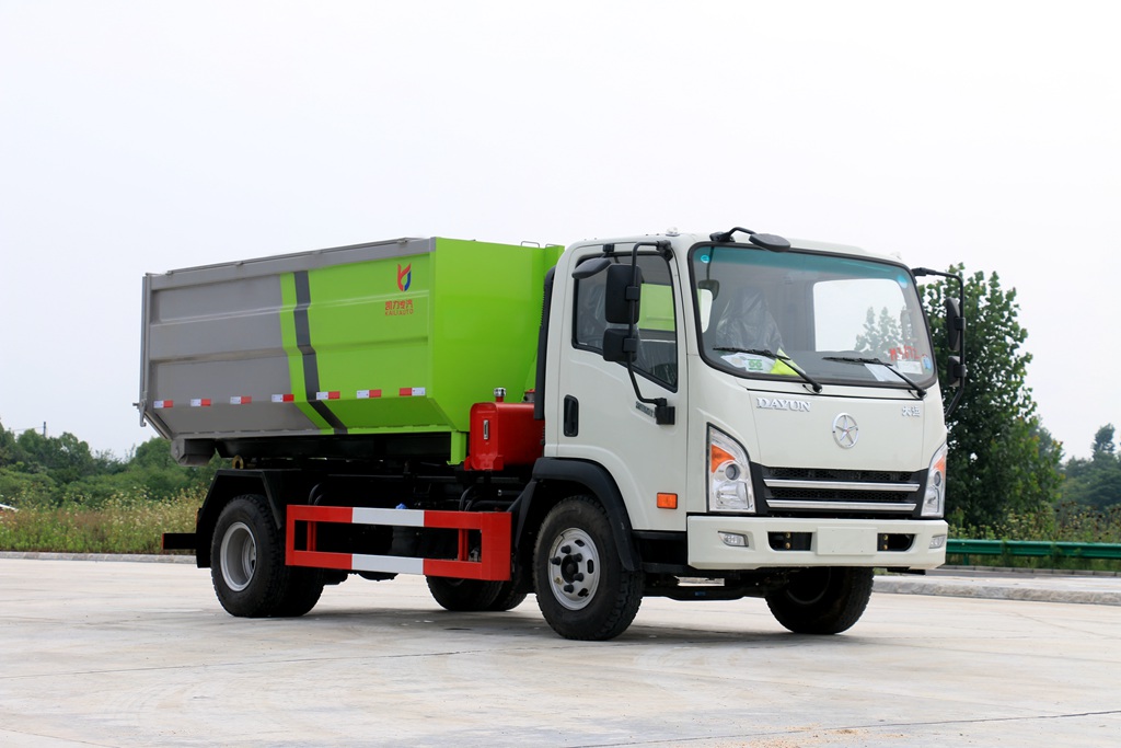 凱馬鉤臂式垃圾車-凱馬鉤臂式垃圾車報價-凱馬鉤臂式垃圾車生產(chǎn)廠家-湖北盈通 凱馬鉤臂式垃圾車-凱馬鉤臂式垃圾車報價-凱馬鉤臂式垃圾車生產(chǎn)廠家-湖北盈通