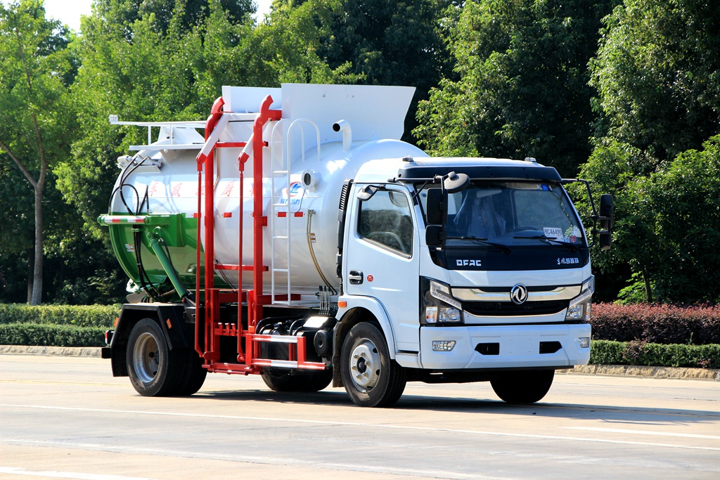 東風(fēng)D7餐廚垃圾車-東風(fēng)D7餐廚垃圾車價格-東風(fēng)D7餐廚垃圾車報價-湖北程力 東風(fēng)D7餐廚垃圾車-東風(fēng)D7餐廚垃圾車價格-東風(fēng)D7餐廚垃圾車報價-湖北程力