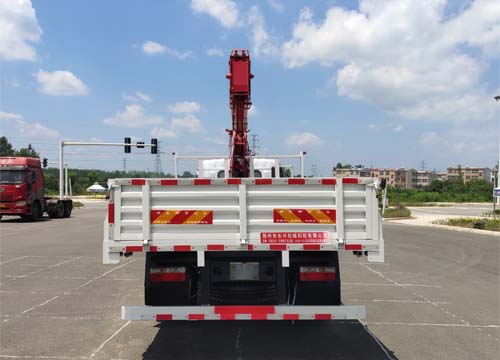 伴君長興牌AAA5125JSQE6型隨車起重運輸車 伴君長興牌AAA5125JSQE6型隨車起重運輸車