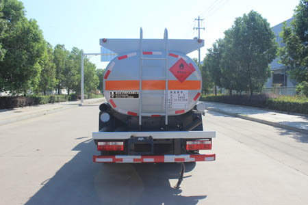 潤知星牌SCS5070GYYEQ6型運油車 潤知星牌SCS5070GYYEQ6型運油車