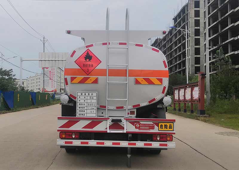 炎帝牌SZD5180GYYD6C型運油車 炎帝牌SZD5180GYYD6C型運油車