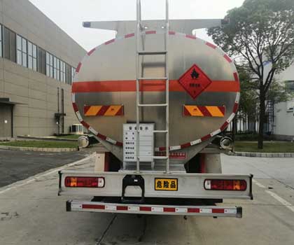 天威緣牌TWY5320GYYZ6L型鋁合金運(yùn)油車 天威緣牌TWY5320GYYZ6L型鋁合金運(yùn)油車