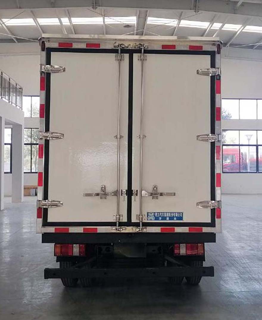 程力牌CL5040XLC6QX型冷藏車 程力牌CL5040XLC6QX型冷藏車