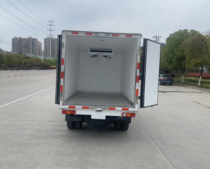 楚飛牌CLQ5030XLC6BJ型冷藏車 楚飛牌CLQ5030XLC6BJ型冷藏車