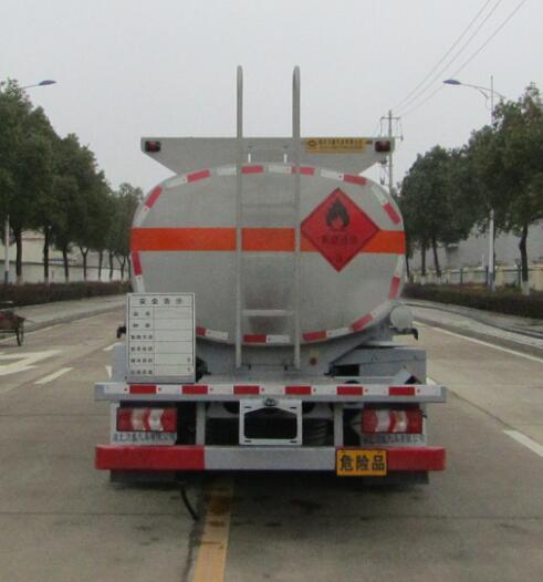 中汽力威牌HLW5120GYYHF6型運油車 中汽力威牌HLW5120GYYHF6型運油車