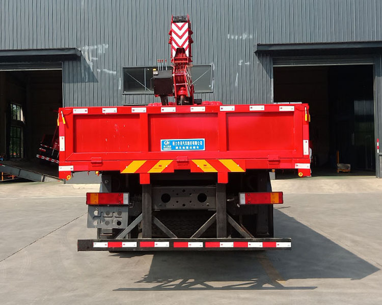 程力威牌CLW5250JSQ6SZ型隨車起重運輸車 程力威牌CLW5250JSQ6SZ型隨車起重運輸車