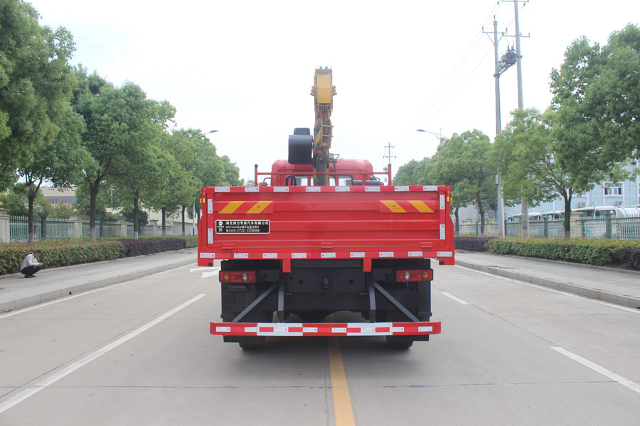 潤知星牌SCS5160JSQEQ6型隨車起重運輸車 潤知星牌SCS5160JSQEQ6型隨車起重運輸車